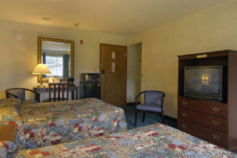 Howard Johnson Inn And Suites