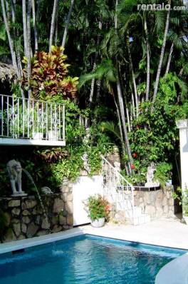 Secluded Private Villa, Fully-Staffed, 1.5 Blocks  - Vacation Rental in Acapulco