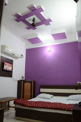 Hotel Anant Plaza, Agra - Hotel in Agra