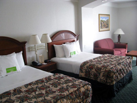 La Quinta Inn & Suites Dallas-Arlington North