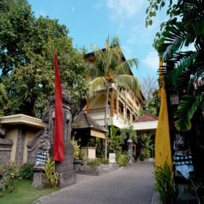 Bali Hotel | WINA HOLIDAY VILLA KUTA BALI