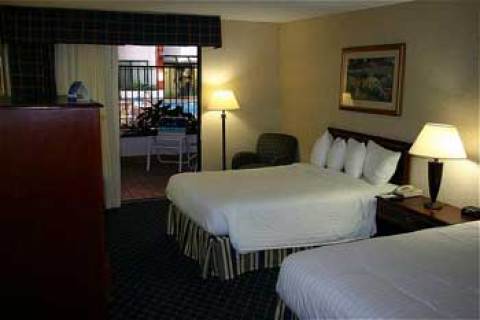 Holiday Inn Boston-Brockton