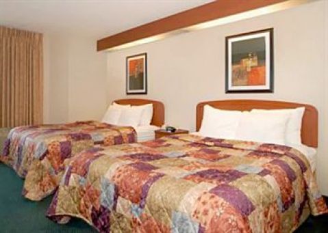Sleep Inn And Suites Lakeside