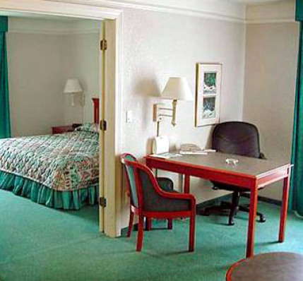 La Quinta Inn and Suites Atlanta Conyers