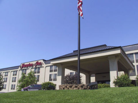 Coralville Hotel | HAMPTON INN CORALVILLE