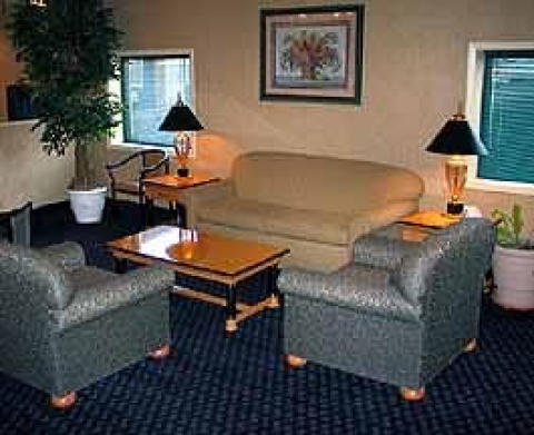ECONO LODGE and Suites