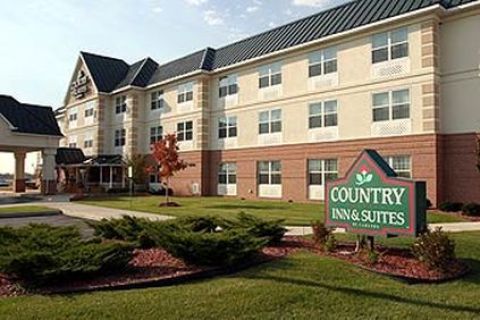 dundee inn suites country hotels carlson near