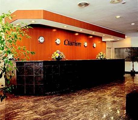 Clarion Hotel La Guardia Airport