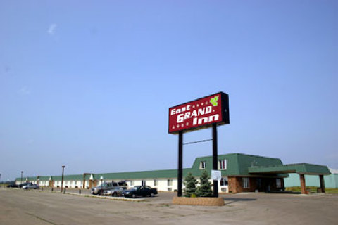 East Grand Forks Hotel | East Grand Inn