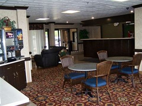 Fayetteville Inn And Suites