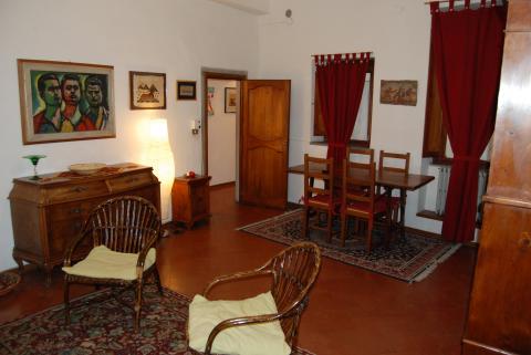 Medieval area house in front of Palazzo Vecchio - Vacation Rental in Florence