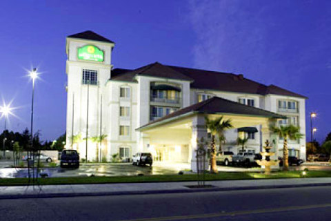 Fresno Hotel | La Quinta Inn & Suites Fresno Riverpark