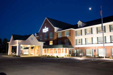 hampton carlson suites inn va country