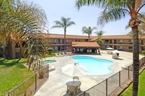 Hemet Hotel | BEST WESTERN INN OF HEMET