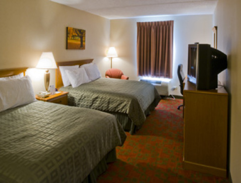 Ramada Limited - Hotel in Hendersonville