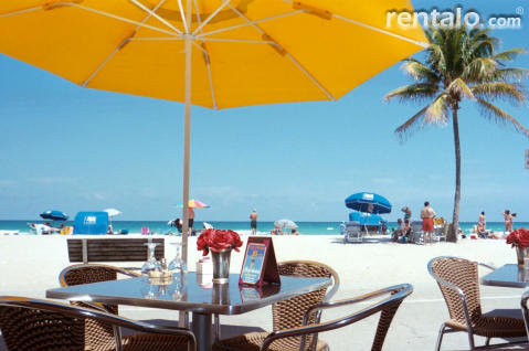 View from Cafe Andre on the Broadwalk - Hollywood, Florida Hotels