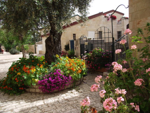 Avissar's House. St. Yemin Moshe,Jerusalem,Israel - Vacation Rental in Jerusalem