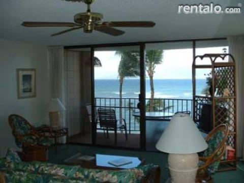 Oceanfront condo with spectacular 2 island view - Vacation Rental in West Maui