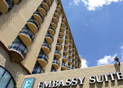 Embassy Suites Kansas City - Plaza
