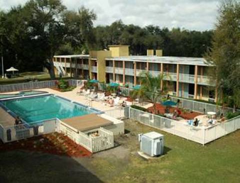 kissimmee palms howard tropical inn johnson