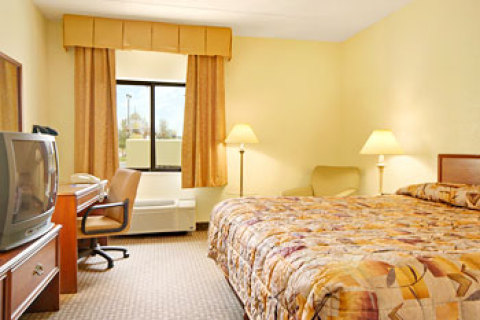 Baymont Inn & Suites Knoxville West