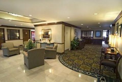 Four Points by Sheraton Louisville East