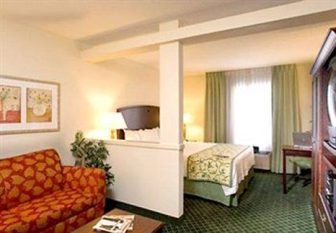 Fairfield Inn by Marriott Suites Macon