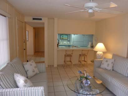 MADEIRA BEACH CONDOMINIUM - Vacation Rental in Madeira Beach