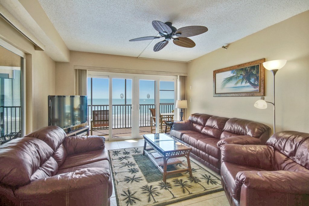 Villa Madeira - Beach Front Condo