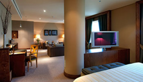 Mirasierra Suites Hotel & Spa