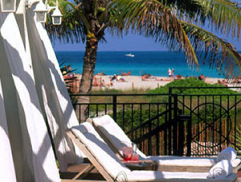 The Savoy Hotel - All Suites Beachfront