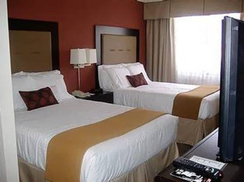Holiday Inn Express & Suites Kendall East Miam