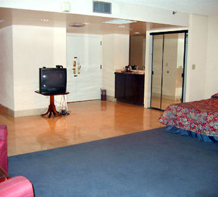 River Park Hotel & Suites