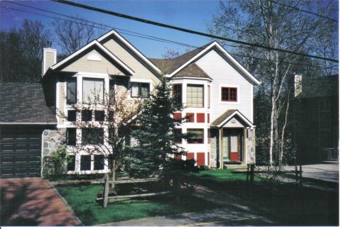 ON SITE - BEACH,HEATED POOL,TENNIS - 1 MIN .TO SKI - Vacation Rental in Mont Tremblant