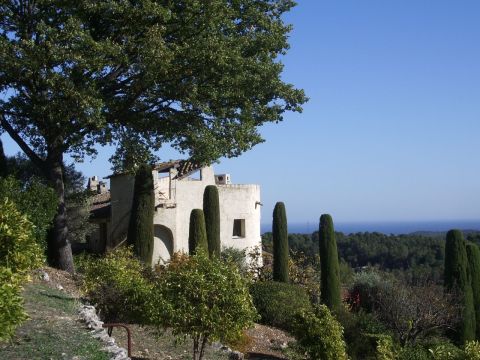 Unique Villa in Exclusive Gated Estate of Castella - Vacation Rental in Mougins