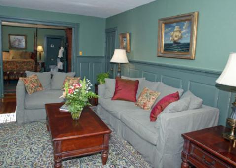 Suite/room 2 - Nantucket Island Bed and Breakfasts