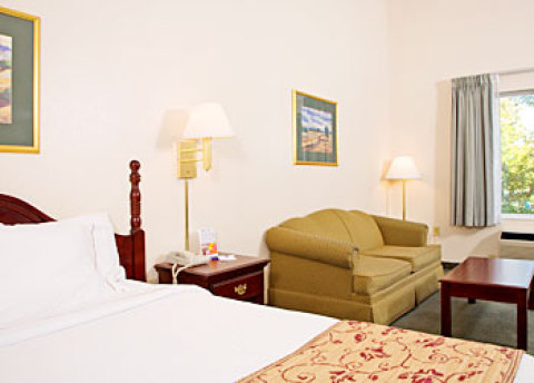 Nashville Hotel | Fairfield Inn Nashville Airport by Marriott