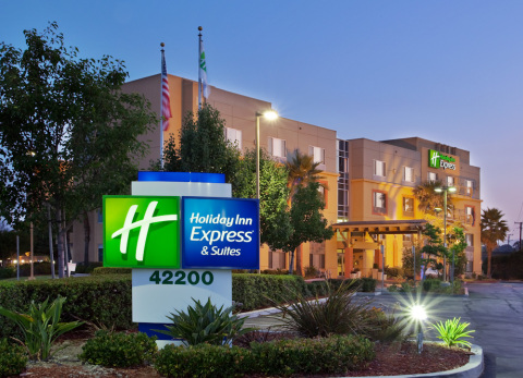 Holiday Inn Express & Suites Fremont Milpitas Ce - Hotel in Newark