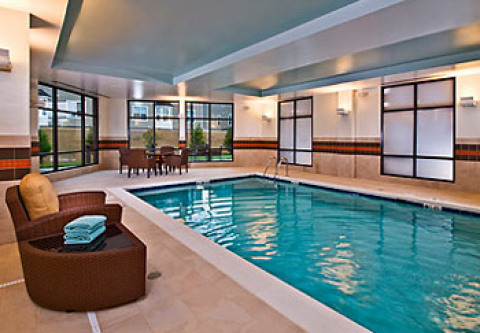 newport courtyard marriott airport