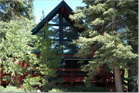 Affordable Tahoe Cabin - Close to Lake and Resorts - Vacation Rental in North Lake Tahoe
