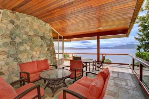 Incredible 6 Bedroom 6 Bath Oceanfront Lodge with  - Vacation Rental in North Saanich