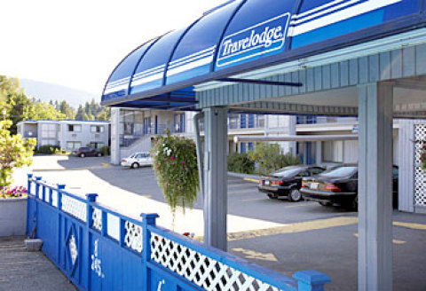 North Vancouver Hotel | Vancouver Lions Gate Travelodge