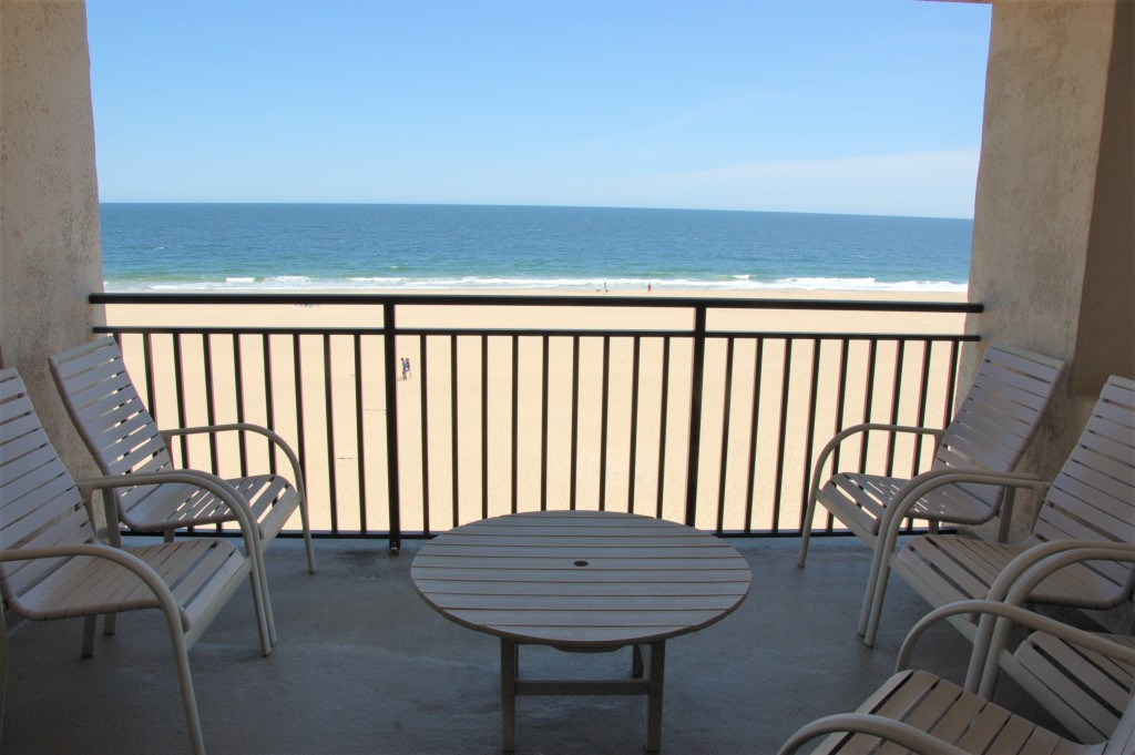 Ocean Front* One Bedroom Condo  Ocean City, MD - Vacation Rental in Ocean City