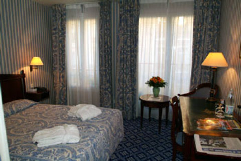Hotel Amarante Arc de Triomphe