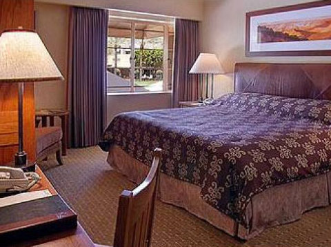 Homewood Suites by Hilton Phoenix - Metro Center