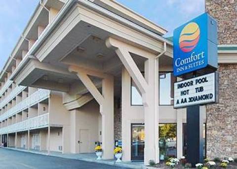 Pigeon Forge Hotel Comfort Inn Amp Suites At Dollywood Lane