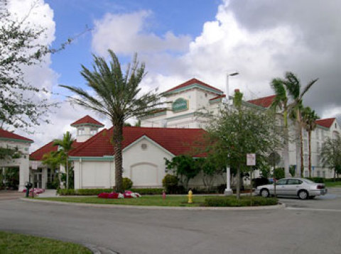 La Quinta Inn and Suites Ft Lauderdale Plantation