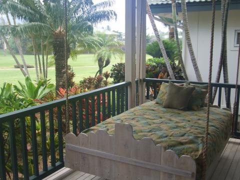 Swing Bed on Lanai - Poipu Beach Vacation Homes