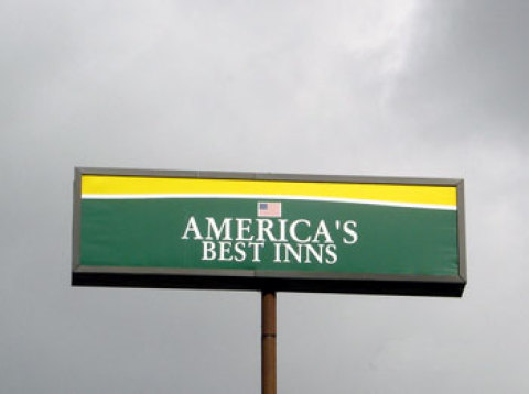 Queensbury Hotel | America's Best Inn - Queensbury/Glens Falls