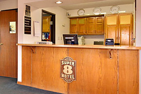 Super 8 Motel - Regina